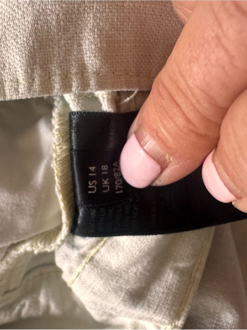 BDG‎ Cream women’s cargo pants - Picture 3 of 5